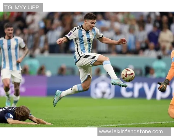 西甲惊天逆转尤文图斯险胜切尔西红牌事件引发全场热议