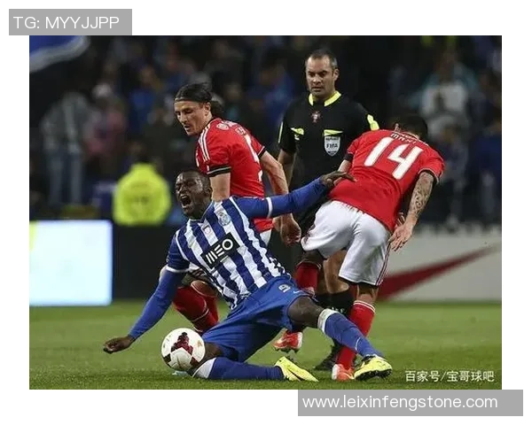 英超激战波尔图大胜本菲卡红牌事件引发全场热议与十大精彩进球回顾