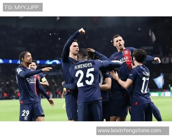 欧冠激战曼城与巴黎圣日耳曼战成平局精彩瞬间回顾