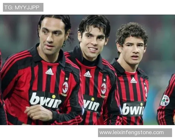 中超精彩对决里昂强势4-0战胜AC米兰引爆全场激情